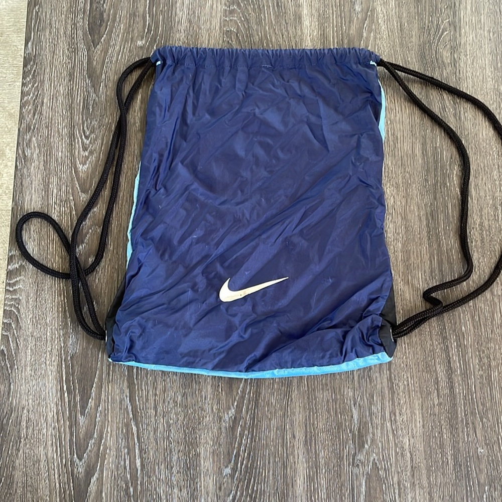 Nike cinch backpack - Picture 2 of 7